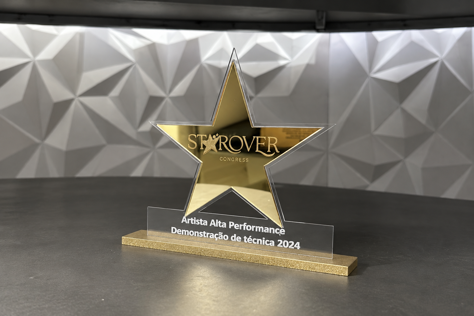 Troféu em duas camadas