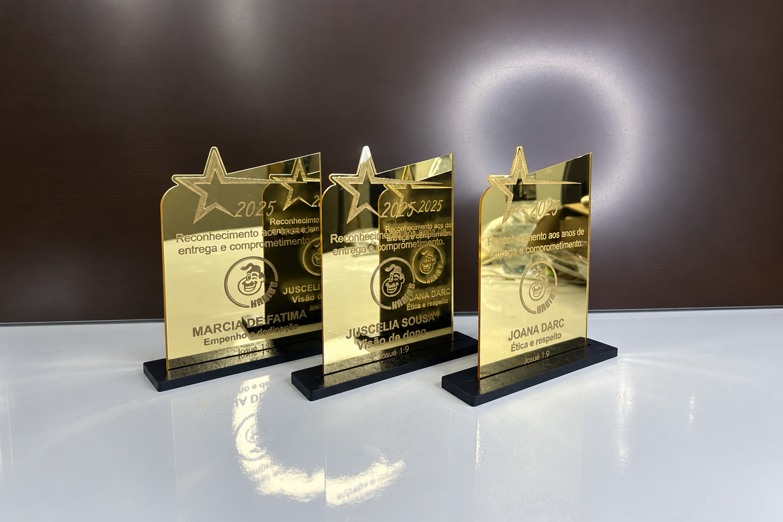 Troféu espelhado personalizado