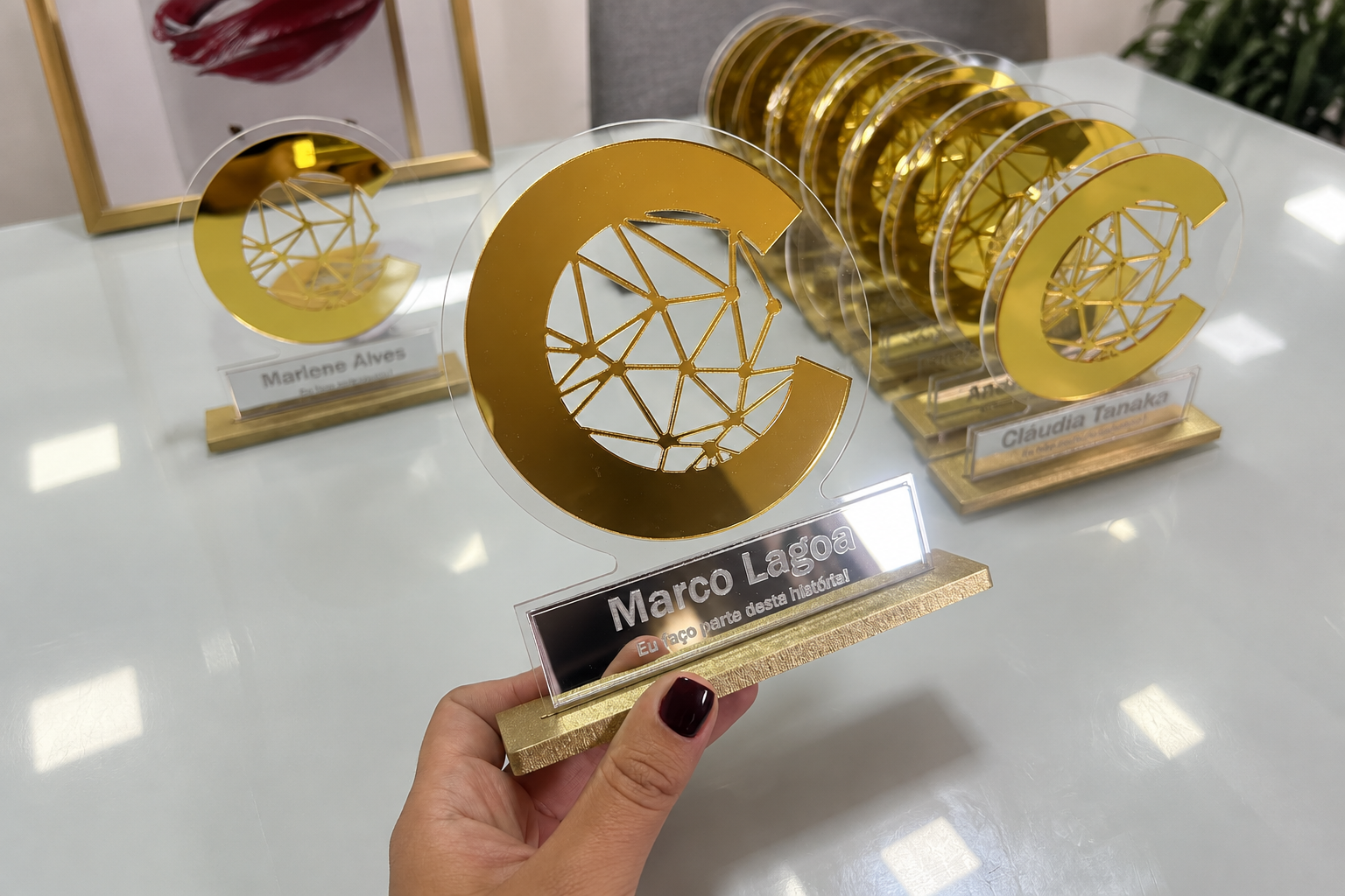 Troféu com duas aplicações
