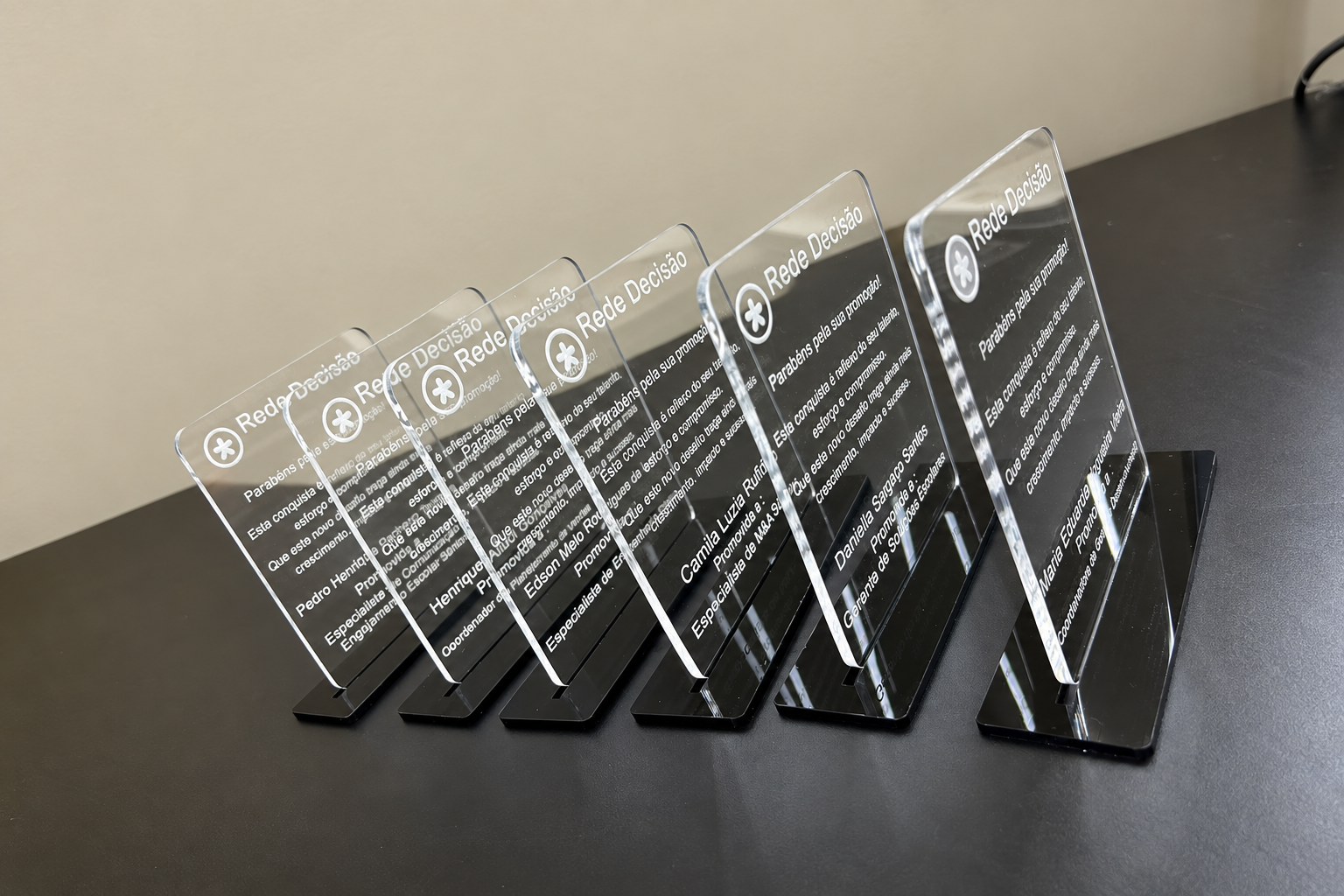 Placa de homenagem — 4 mm